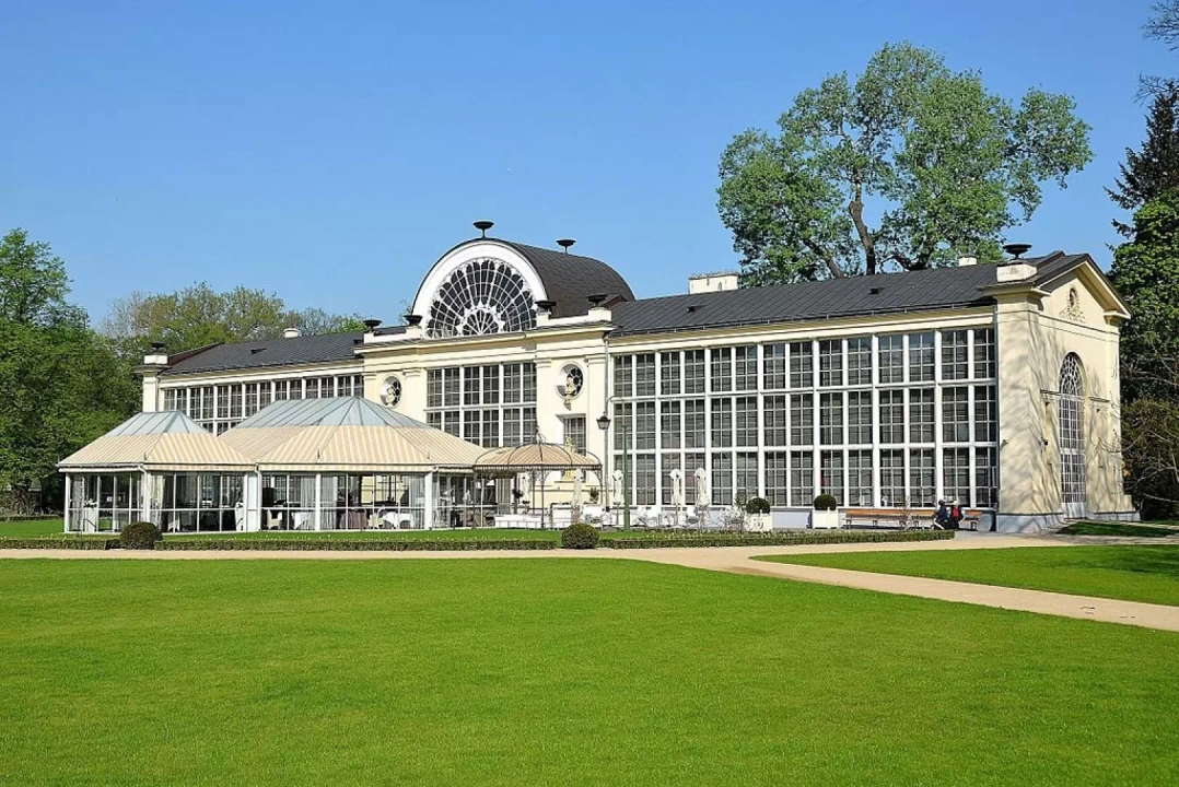 Nowa Pomarańczarnia w Łazienkach Królewskich w Warszawie 